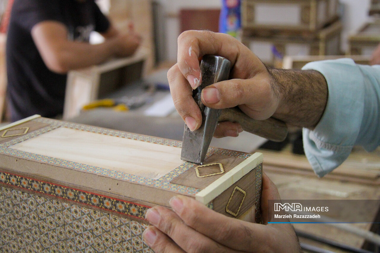 صنایع دستی؛ ویترین تاریخ یا کسبوکار؟