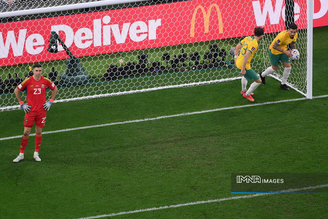 مدافع عنوان قهرمانی و کانگروها سردمداران گروههای اول و دوم