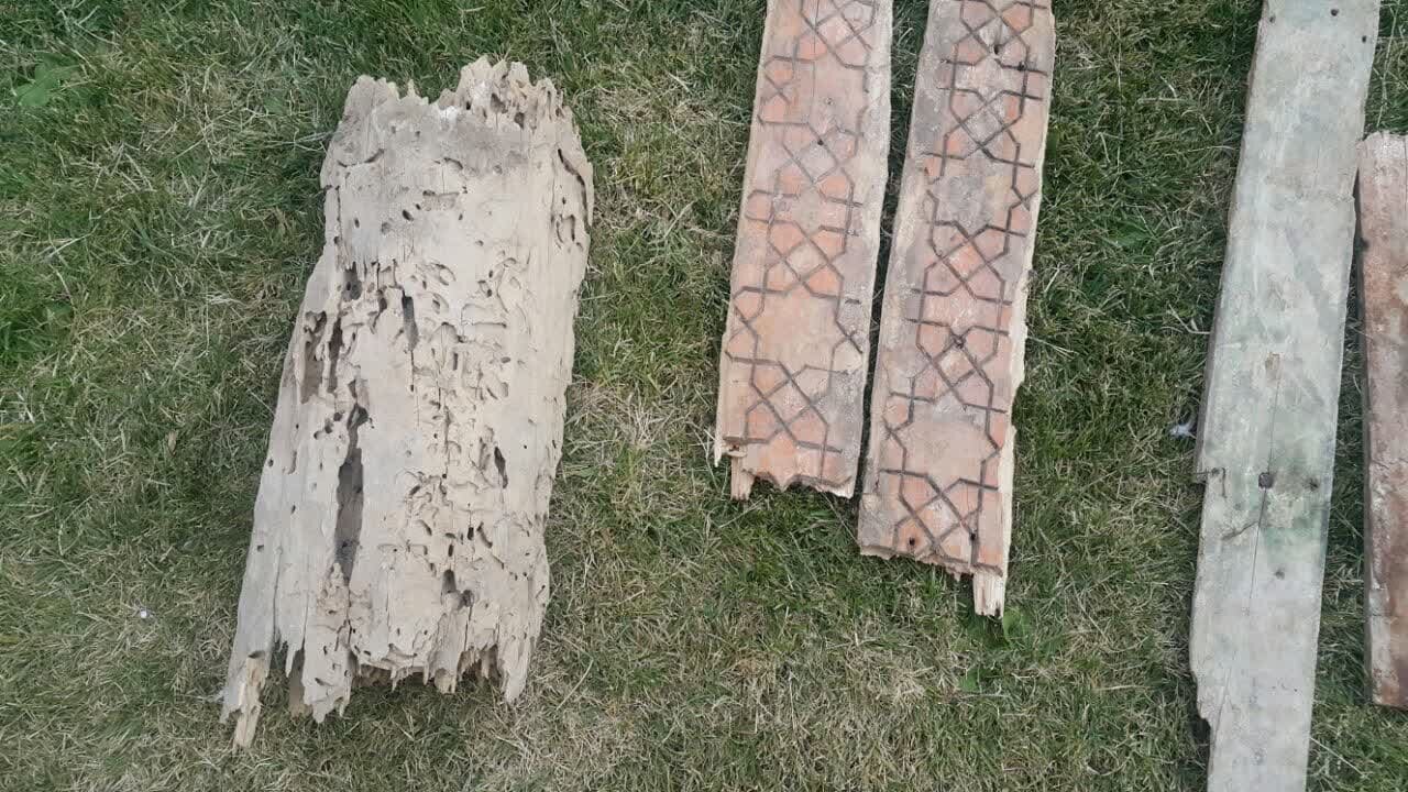 تقابل افسوس و عبرت