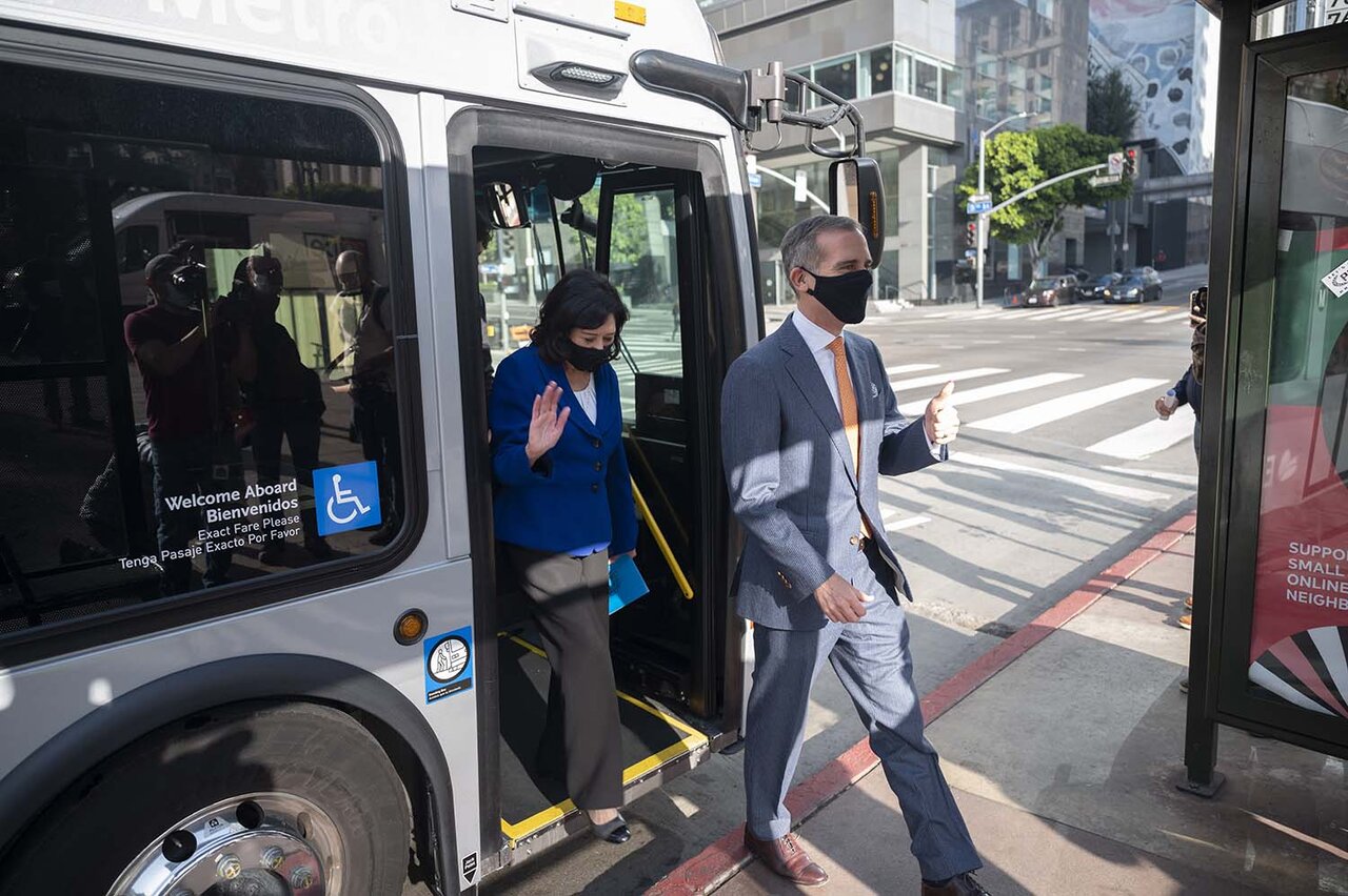 آغاز طرح ارتقای نسل جدید ایستگاه‌های اتوبوس در لس‌آنجلس