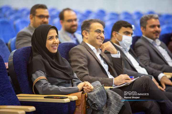 همایش استاندارد روابط عمومی ایران