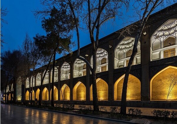 مدرسه چهارباغ اصفهان در صدر برگزیدگان جایزه طراحی روشنایی LIT