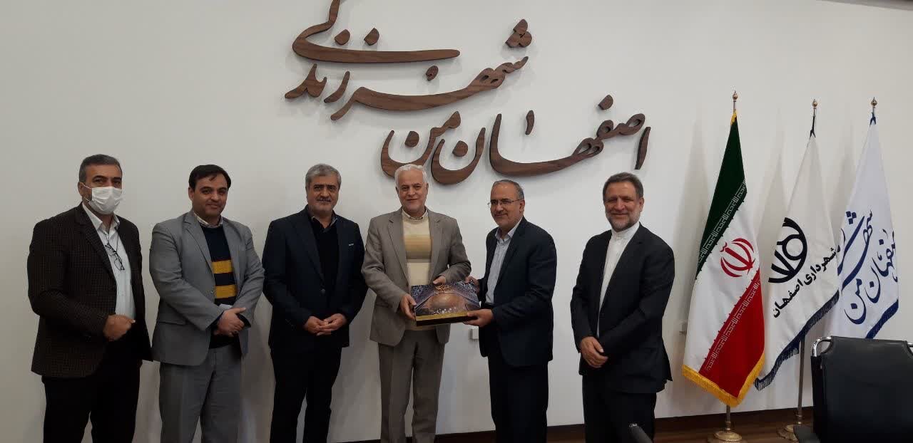 دیدار شهردار اصفهان با سرکنسول جمهوری اسلامی ایران در کاپان