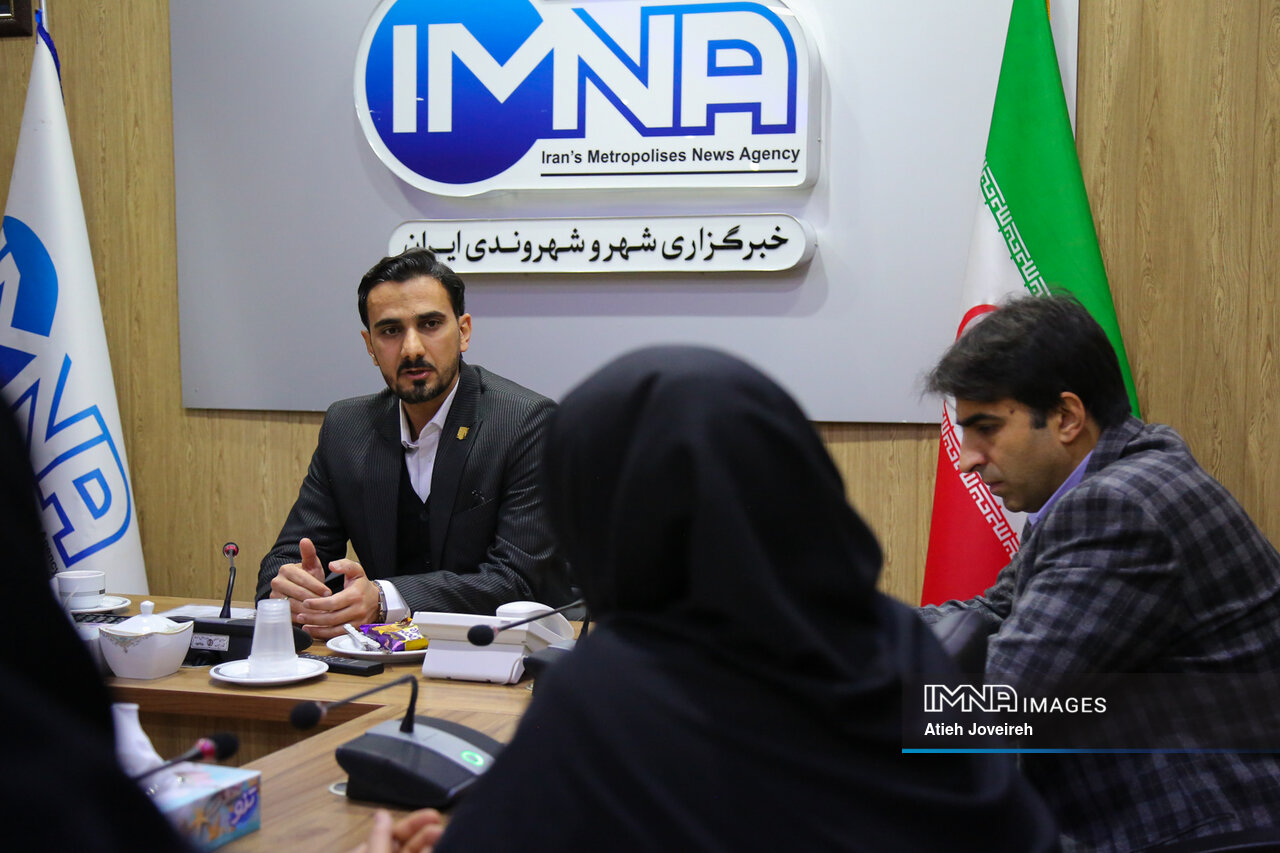 رونمایی از طرح محدوده زمانی و مکانی هوشمند خودروهای حملونقل بار اصفهان در آینده نزدیک