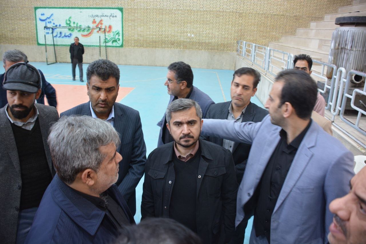 بازدید سرپرست معاونت امور حقوقی وزارت ورزش‌ از پروژه‌های ورزشی شرق اصفهان