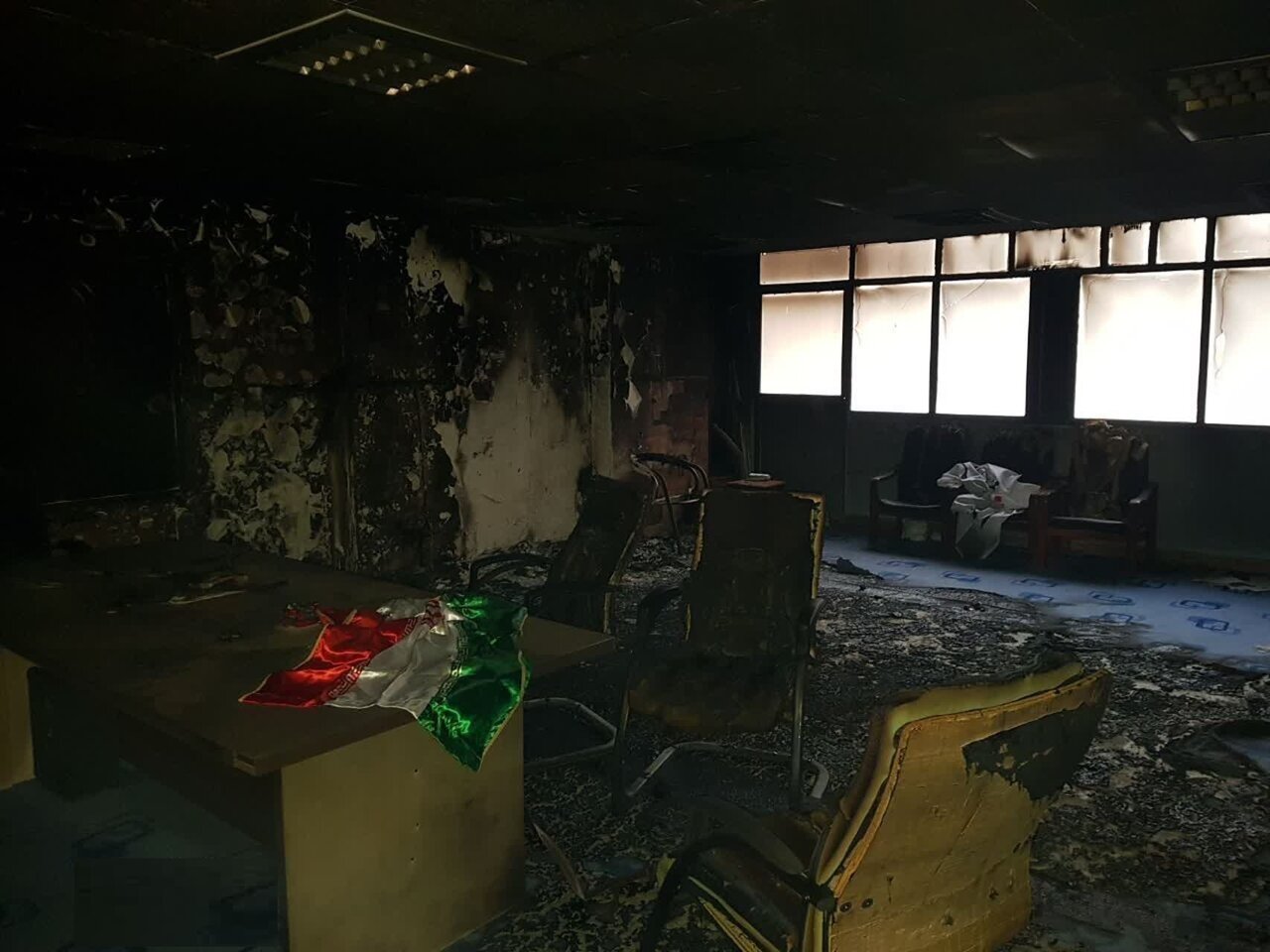 جزییات آتش‌سوزی دفتر بسیج دانشجویی دانشگاه شریف