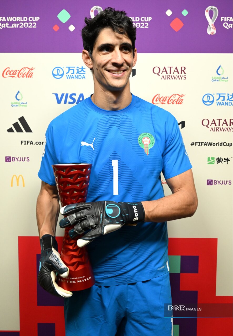 یاسین بونو بهترین بازیکن دیدار مراکش و پرتغال شد+عکس