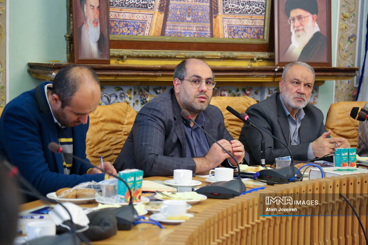 ادعای دبیرخانه فرهنگی زایندهرود، برگرداندن آب به رودخانه نیست