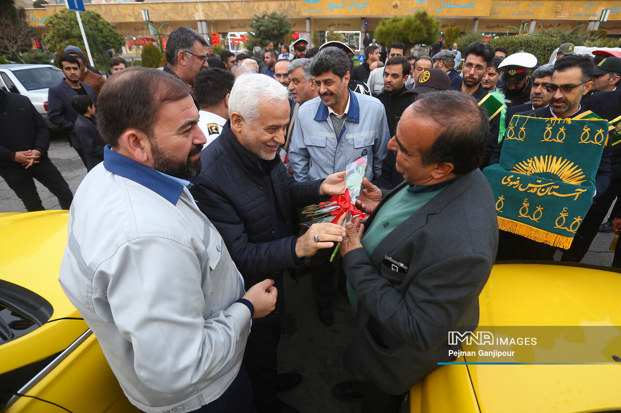 یک روز با خانواده بزرگ حملونقل شهری اصفهان