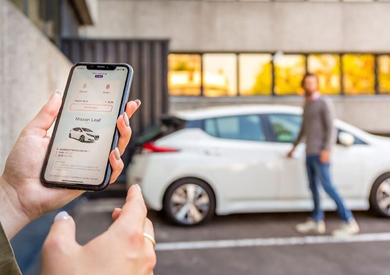 ترویج کارپولینگ در فرانسه برای کاهش ترافیک / حفظ هویت خیابانهای پاریس با مشارکت مردم