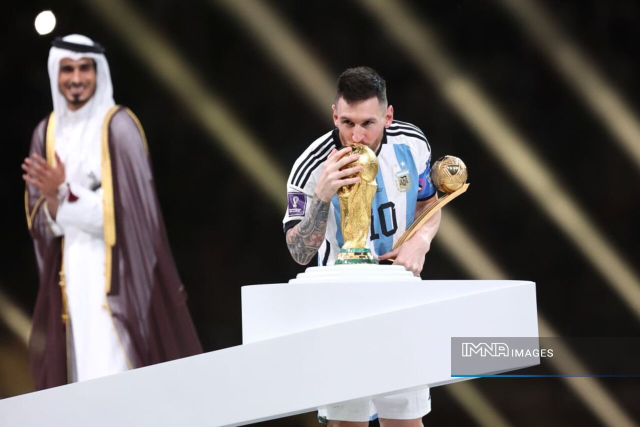 پیراهن مسی در جام جهانی به موزه فیفا رفت+عکس