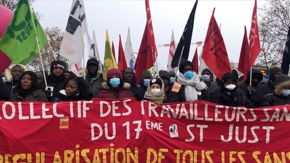 تظاهرات در پاریس علیه لایحه جدید دولت فرانسه درباره مهاجرت