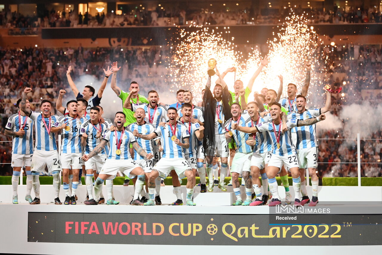 مسی و مارادونا، دو روی سکه رستگاری!