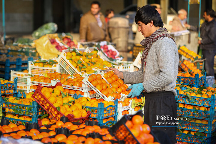 قیمت اقلام خوراکی در بازار + نرخ میوه و ماهی