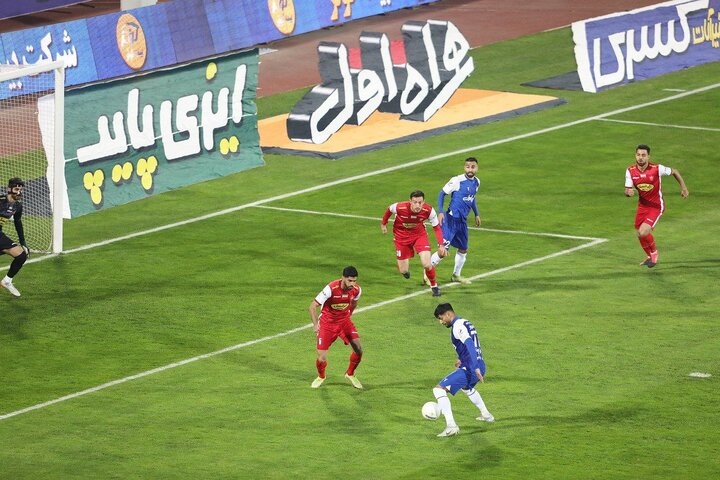 گل دوم پرسپولیس به استقلال توسط گولسیانی + فیلم