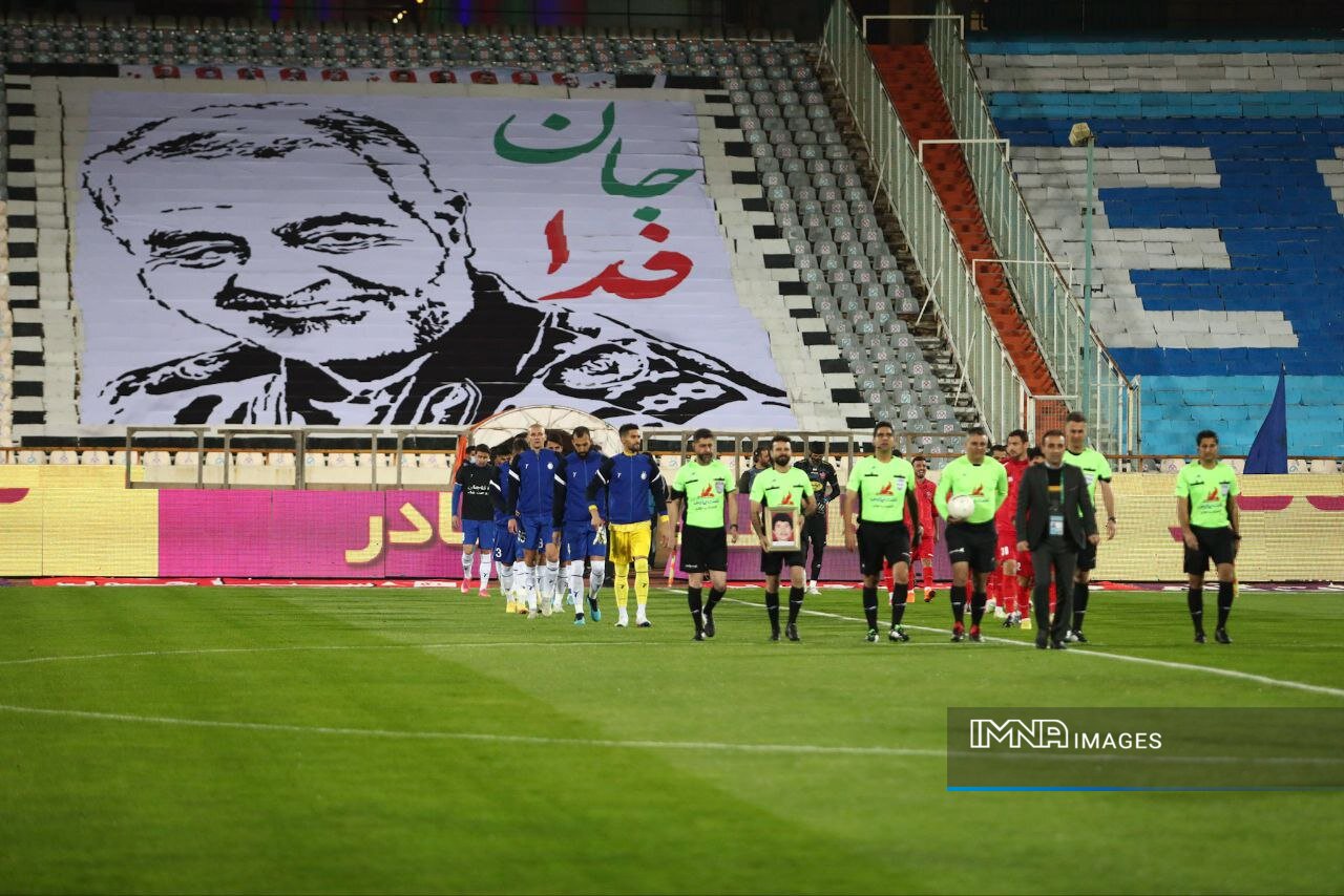 پرسپولیس روی کاغذ از استقلال برتر است/ نتیجه دربی هیچ زمانی قابل پیش بینی نیست!