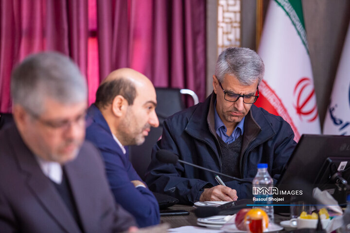 جلسه بررسی استفاده از ظرفیت مرکز همایش‌های بین المللی اصفهان