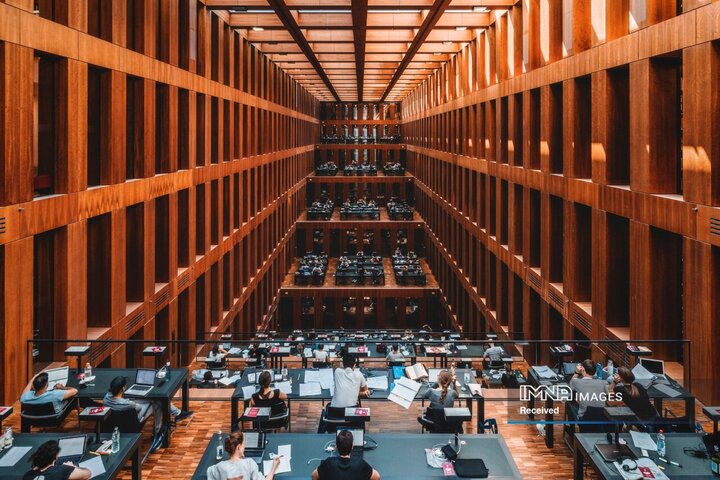 کتابخانه دانشگاه هومبولت آلمان