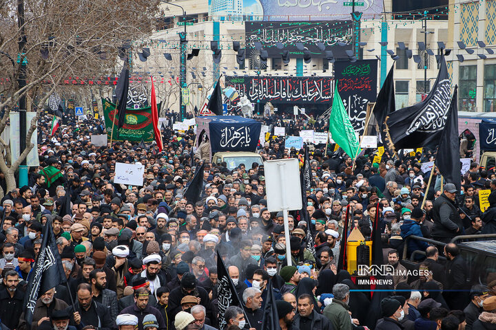 تشییع شهدای دفاع مقدس در مشهد