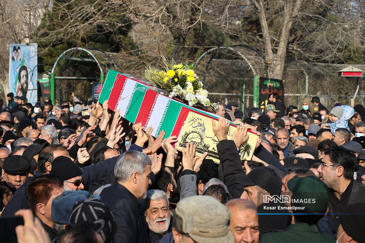 تشییع شهدای دفاع مقدس در تبریز