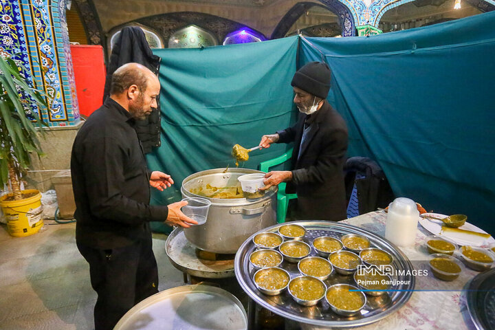 شهر در سوگ دختر خاتم انبیا(ص)