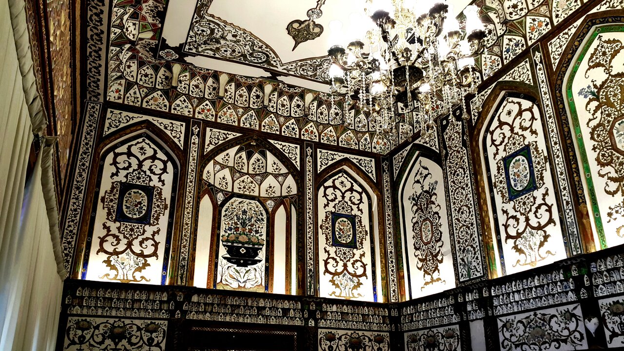 اینجا معماری و هنر راوی است