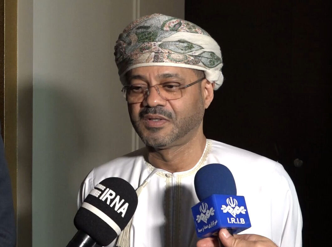 وزیر خارجه عمان: سیاست ایران حکیمانه است/ همگان را به گفت‌وگو تشویق می‌کنیم
