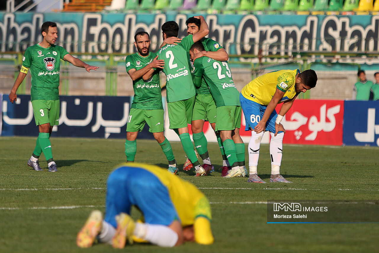 صنعتنفت آبادان _ ذوبآهن اصفهان/ بازگشت ذوبآهن به ریل پیروزی مقابل بحرانزدههای برزیلی؟
