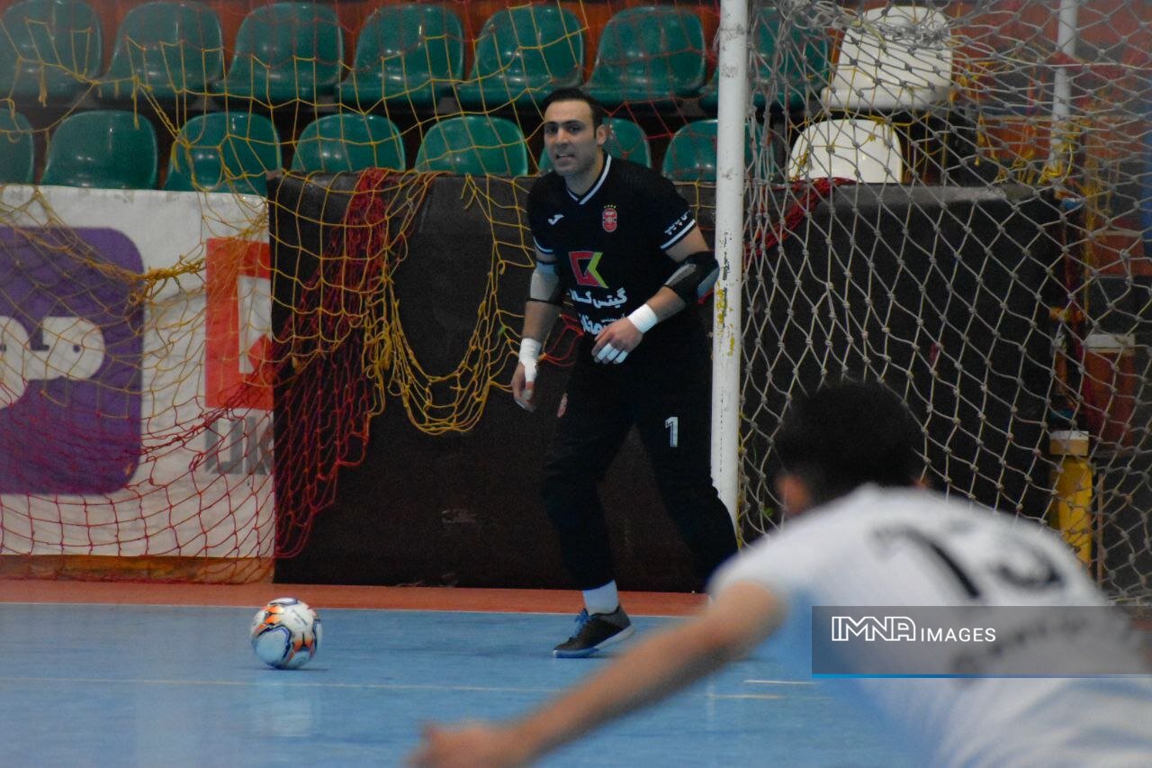 گیتیپسند_پالایش نفت بندر عباس/ تقابل جالب سپهر محمدی با قرمزپوشان اصفهانی