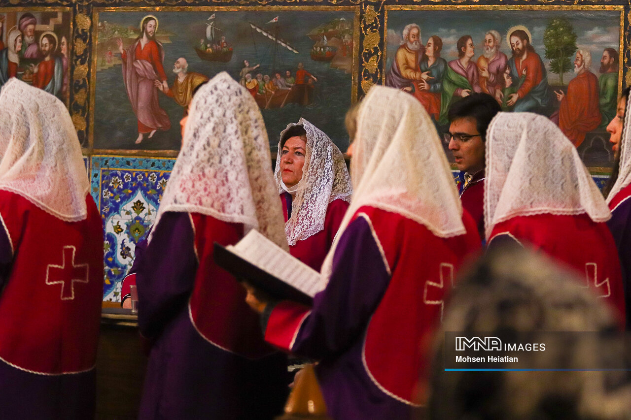 ایران مهد همزیستی مسالمت آمیز ادیان/ وطن مادر همه ما است