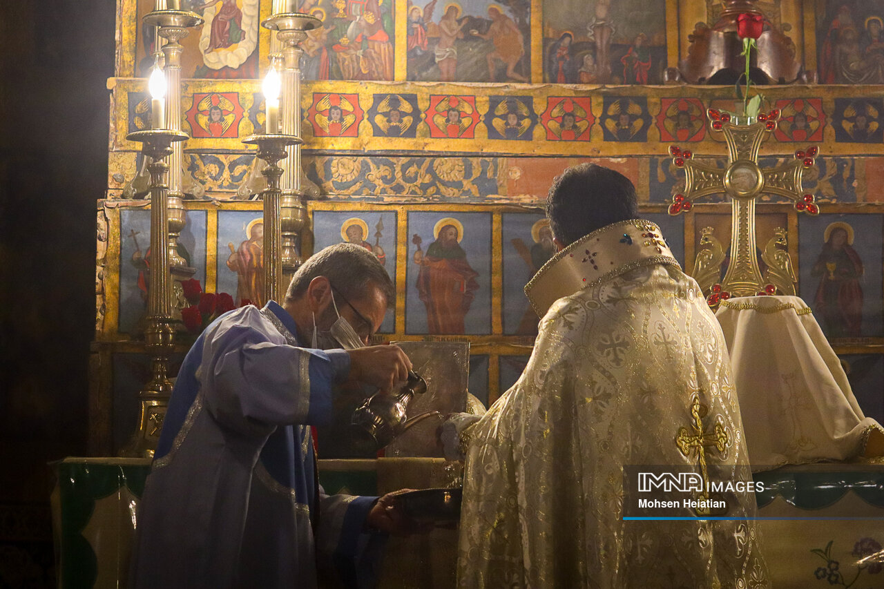 ایران مهد همزیستی مسالمت آمیز ادیان/ وطن مادر همه ما است