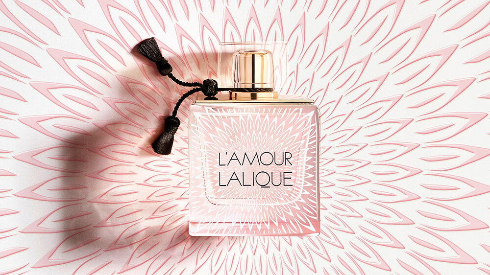 چرا عطر بهترین هدیه برای روز مادر است؟!