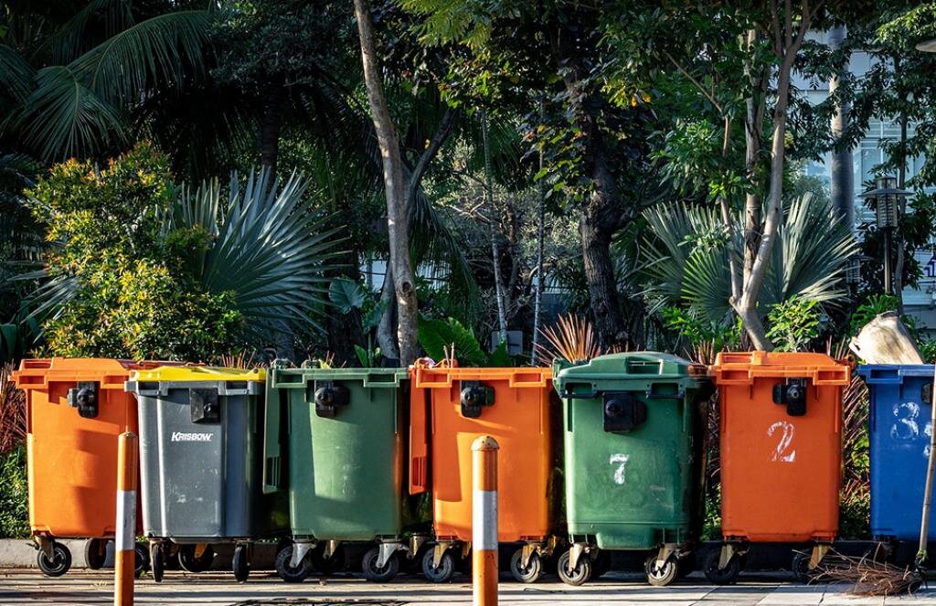 جمع‌آوری روزانه ۴۵ تن زباله از سطح شهر/ ابلاغ ۴۸ اخطاریه به مالکان متخلف