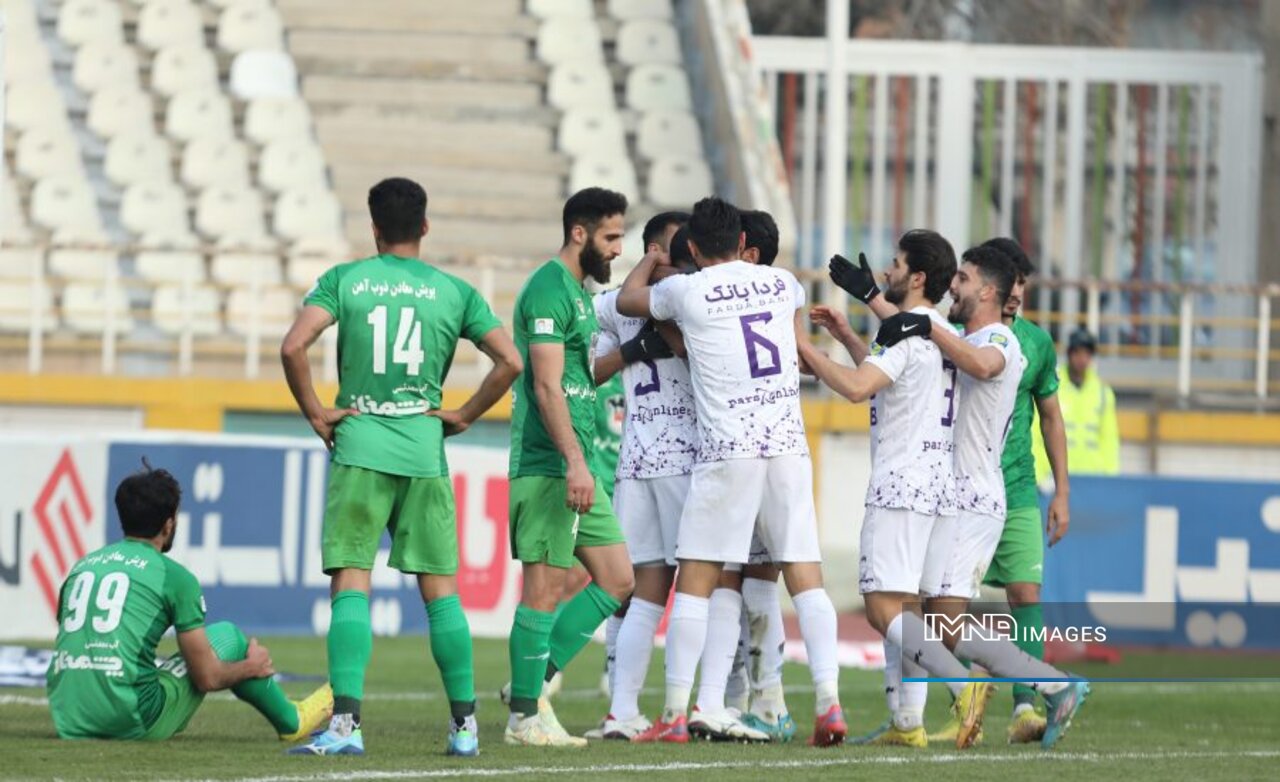 تقابل حساس یحیی و نکونام/ آزمون جدید نفت با عنایتی!