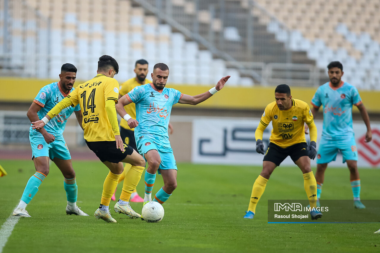 سپاهان و ذوب آهن نیم فصل خود را چگونه گذراندند؟