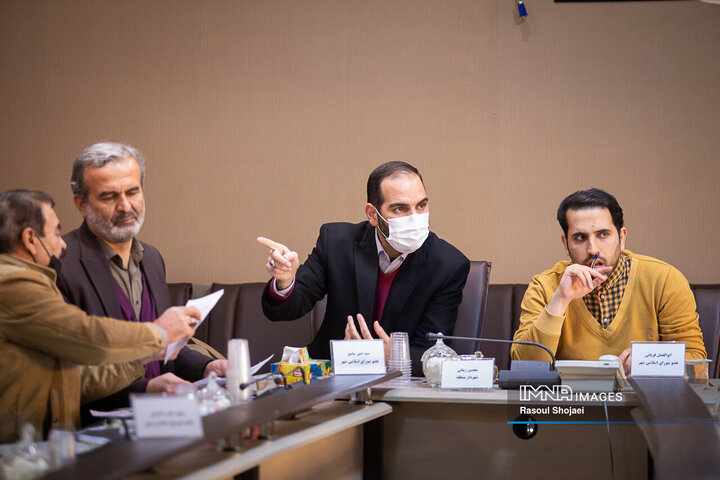 کمیته نظارتی شورای شهر اصفهان