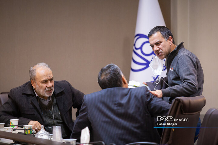 کمیته نظارتی شورای شهر اصفهان