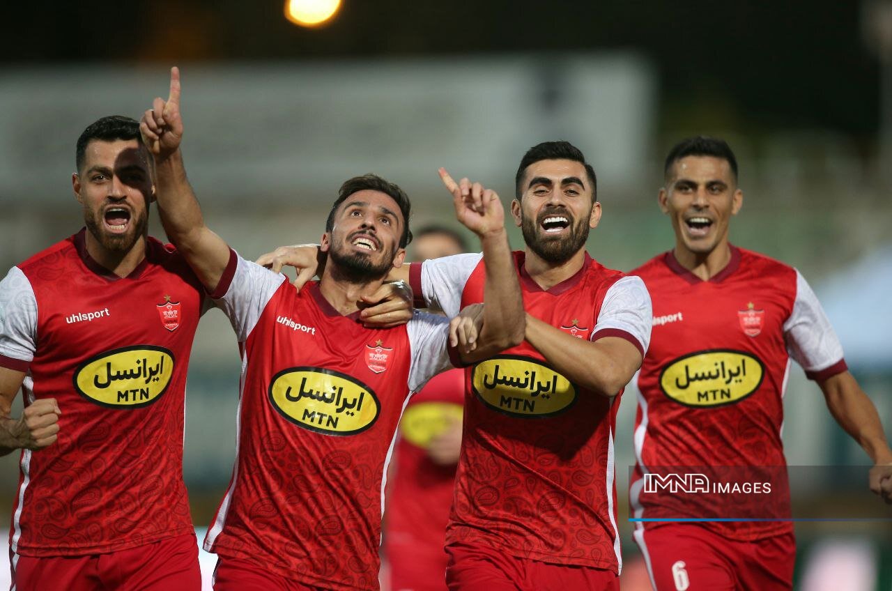 برای اثبات خودم در پرسپولیس منتظر ماندم/مدیران ذوبآهن گفتند ۲۰میلیارد بده تا شکایت نکنیم!