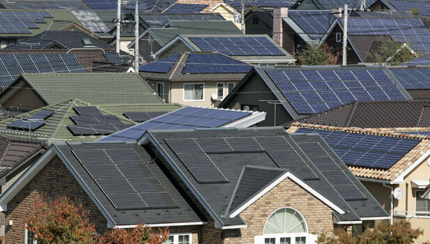 ساختمان‌های شهرداری اسپلیت خورشیدی می‌شود