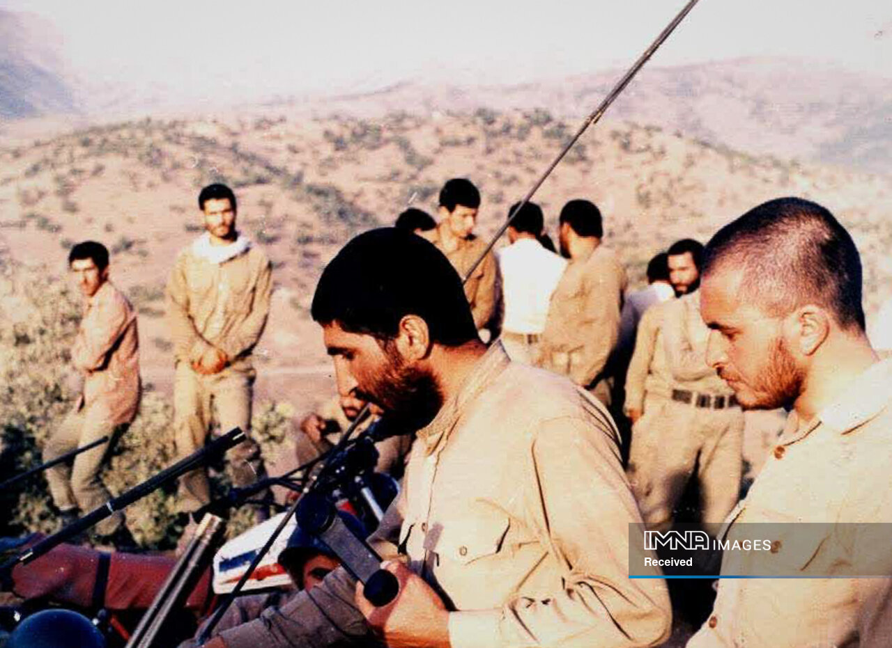 حاجاحمد: ما مرد مبارزهایم، مبارزه پایان نیافته است