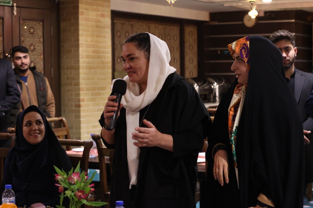 کریسمس طلایی با حضور مسیحیان سپاهانی+عکس