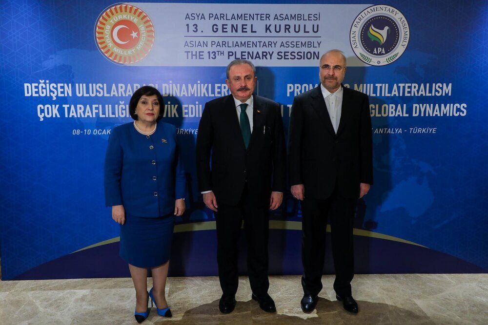 روسای مجالس ایران، ترکیه و آذربایجان دیدار و گفت‌وگو کردند