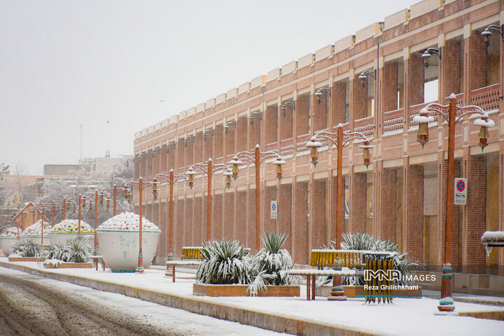 بارش برف در نجف‌آباد