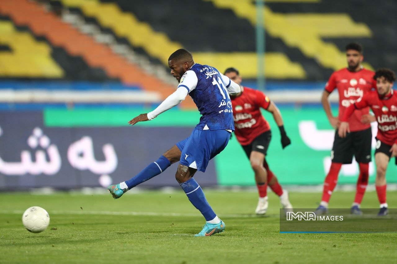 جنجالهای بدون نتیجه و ناکامی در کسب جام