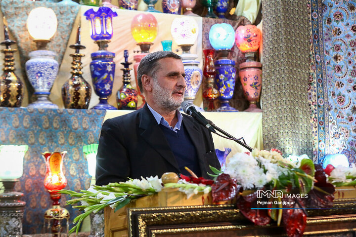 تجلیل از خدمات سردار اشتری در حسینیه بنی فاطمه اصفهان