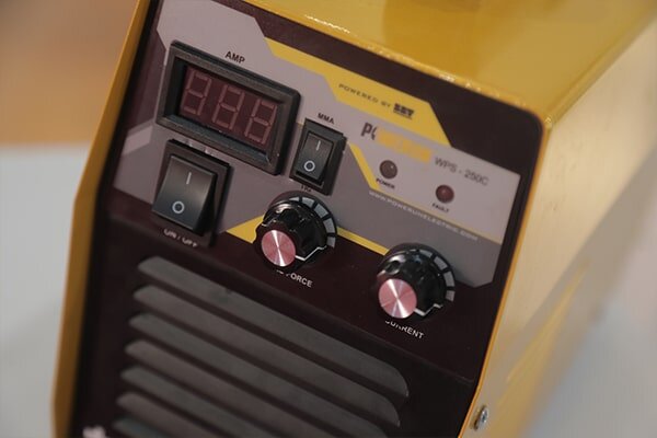 فروش اینورتر در نمایندگی هامر صنعت تخفیف خورد!