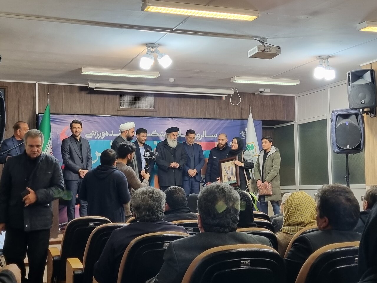 تجلیل از پیشکسوت ورزشهای پهلوانی و زورخانهای اصفهان