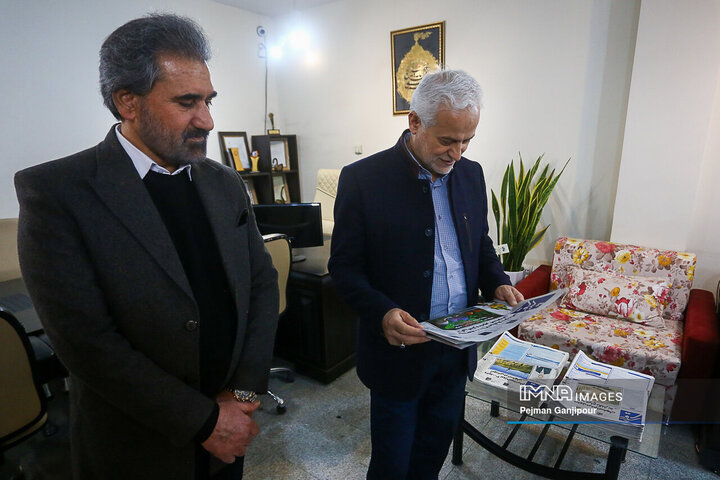 بازدید شهردار اصفهان از مجتمع مطبوعاتی