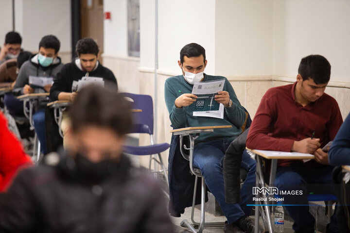 برگزاری امتحانات شبه‌نهایی دانش‌آموزان متوسطه اصفهان با سراسر کشور