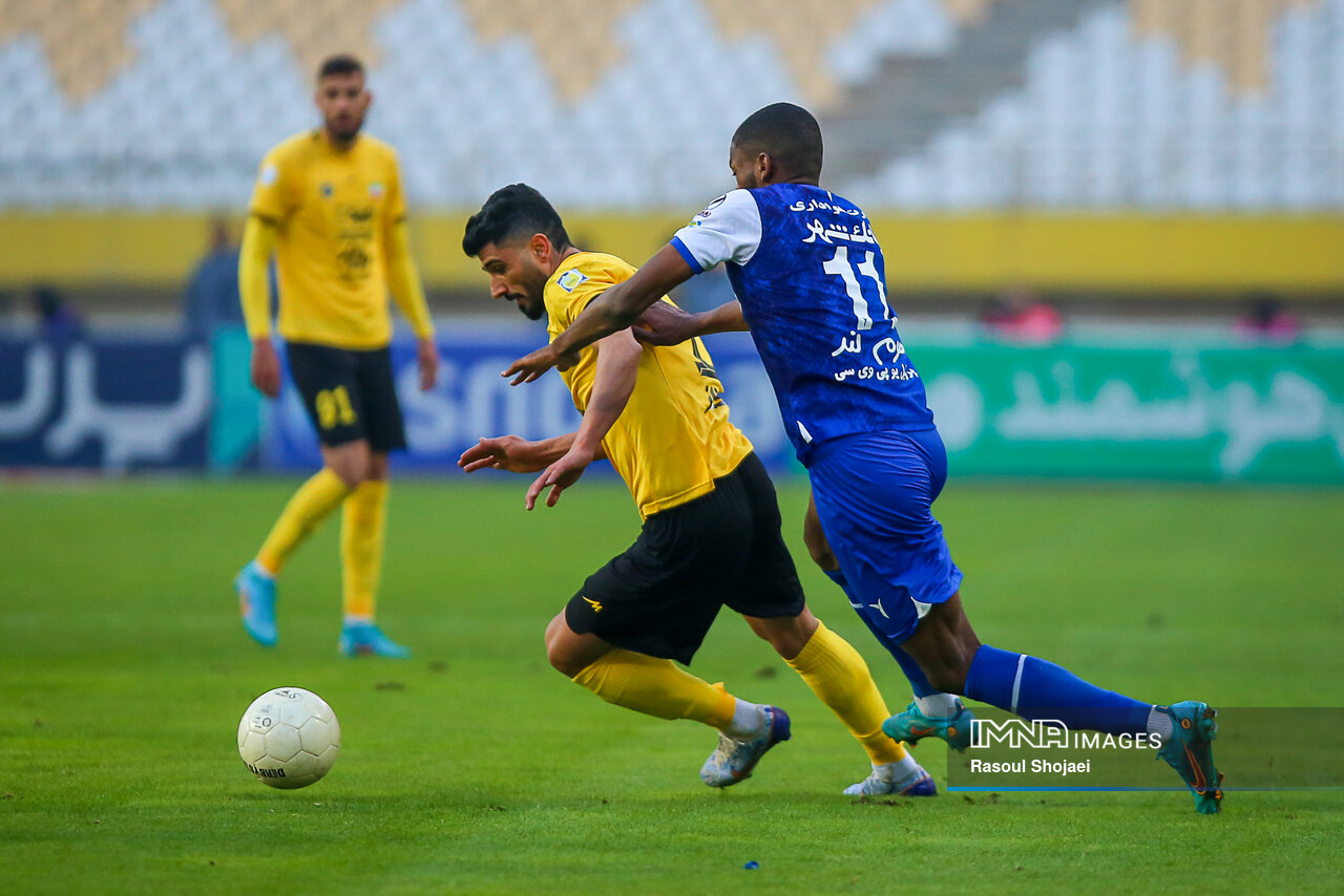 فینال زودهنگام لیگ برتر در نقشجهان/ علیمنصور به دنبال تداوم حضور در خوزستان
